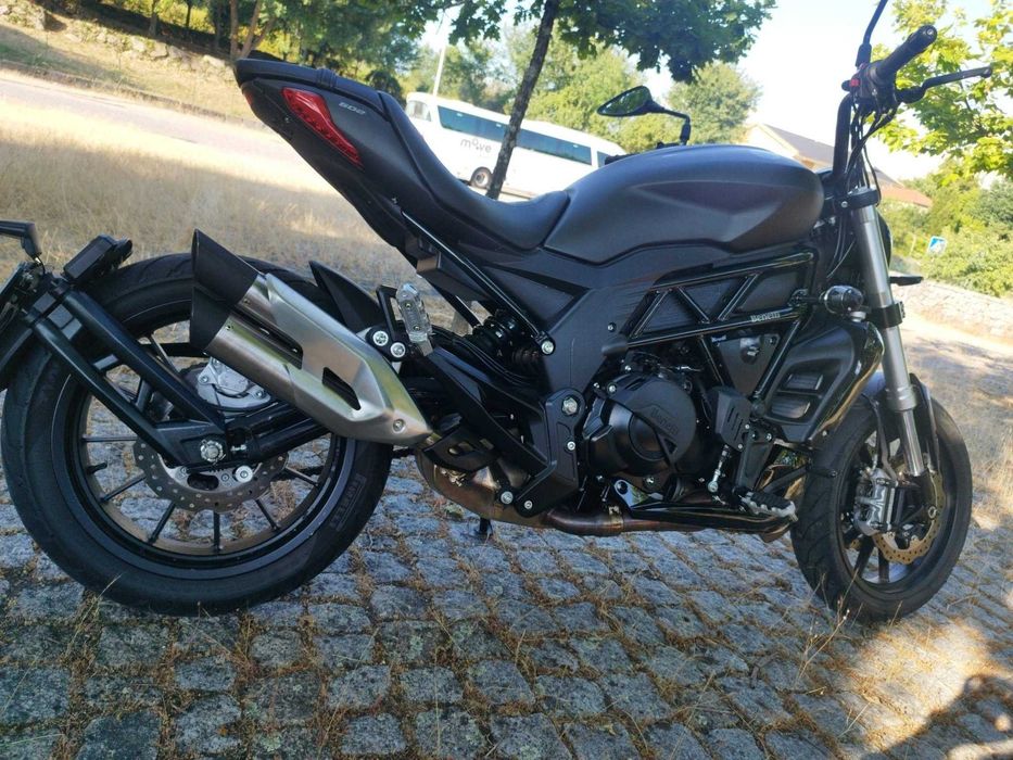 Mota benelli 502c Pouco Kms
