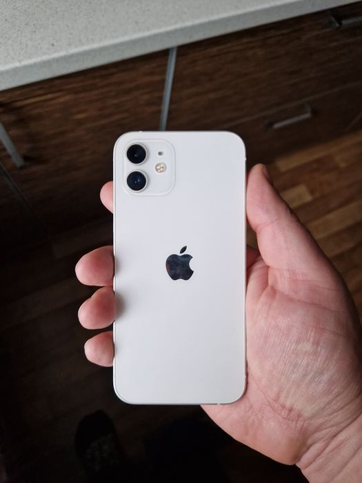 Продам IPhone 12 Neverlock