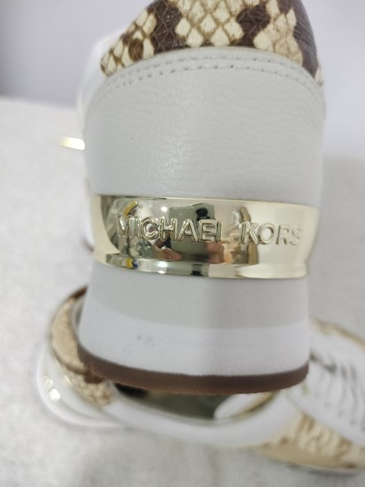 Vende-se tênis novos da marca Michael Kors originais para mulher