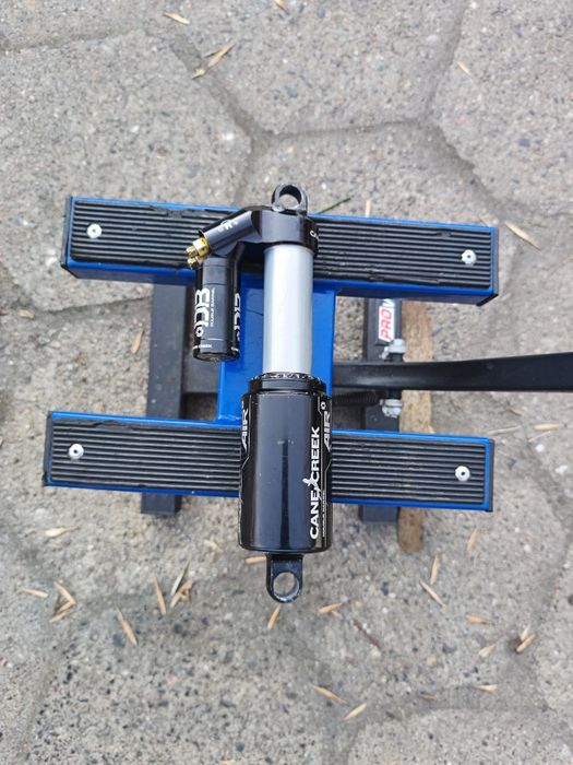 Cane creek double barrel air 241x76