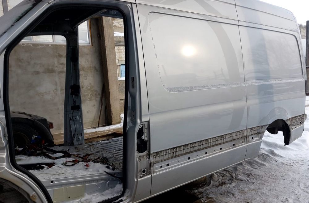 Кузов Mercedes sprinter 907 ,910