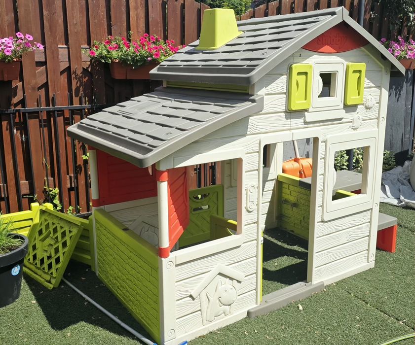 Domek ogrodowy SMOBY friends House