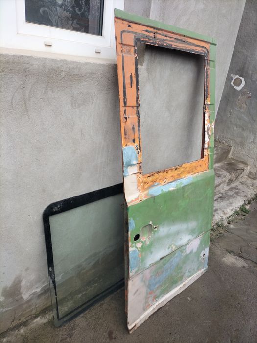 Продам двері мерс