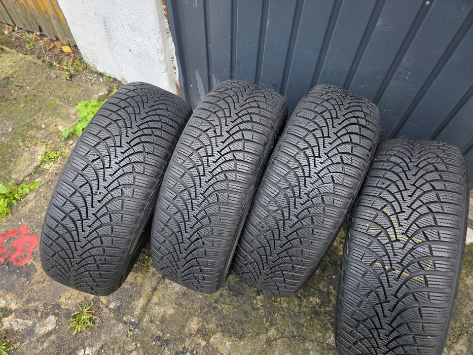 Opony Zima Goodyear 205/55/16 Komplet Ładne