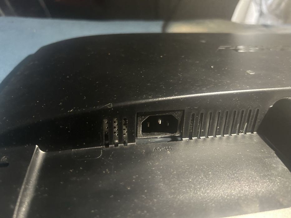Monitor da marca Asus