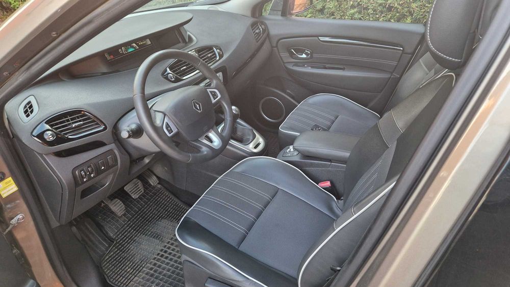 Renault Scenic III 2012 r. 1.4 benzyna