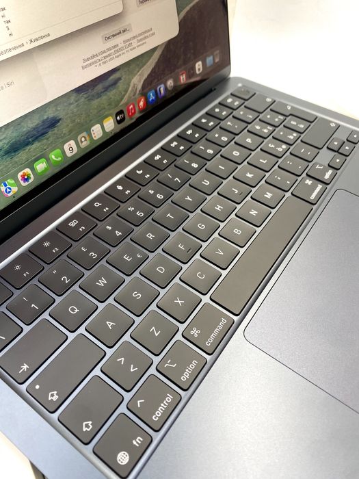 Apple MacBook Air 13“ M4 16/256GB Midnight (MW123) 2025