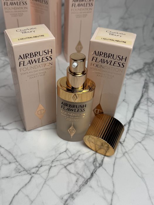 Тональний крем Charlotte Tilbury 1N 2N