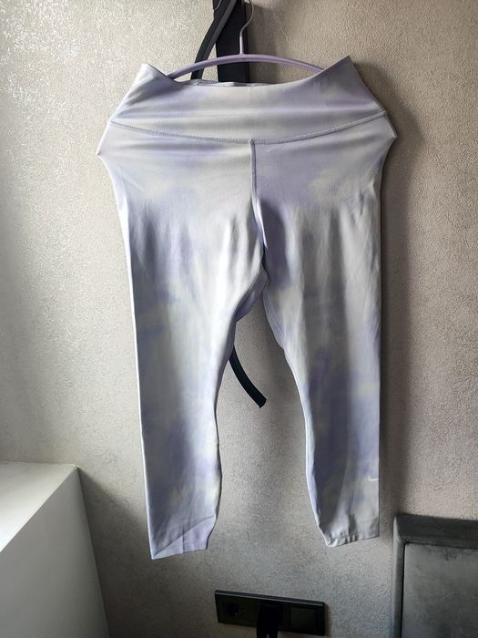 Лосини вкорочені Nike dri fit one icon clash tie dye Ss