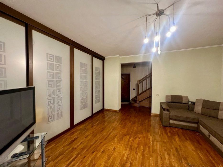 1к Метро Лівобережна Комод Квартира Подобово Погодинно Микільсько-Слоб