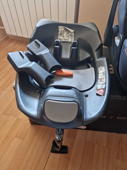 Cybex Cloud Z + baza samochodowa