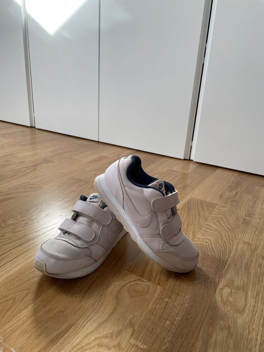 Nike adidasy dla dziewczynki rozmiar 33,5