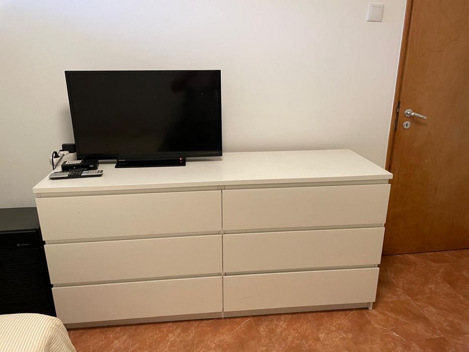 Quarto para arrendar em carcavelos