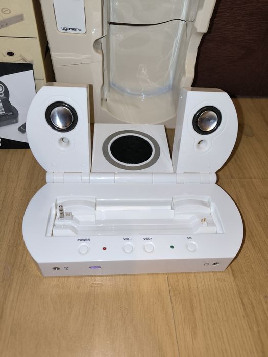 Głośniki stacja dokująca Sony PSP 4gamers 2.1 CIB BOX pilot)