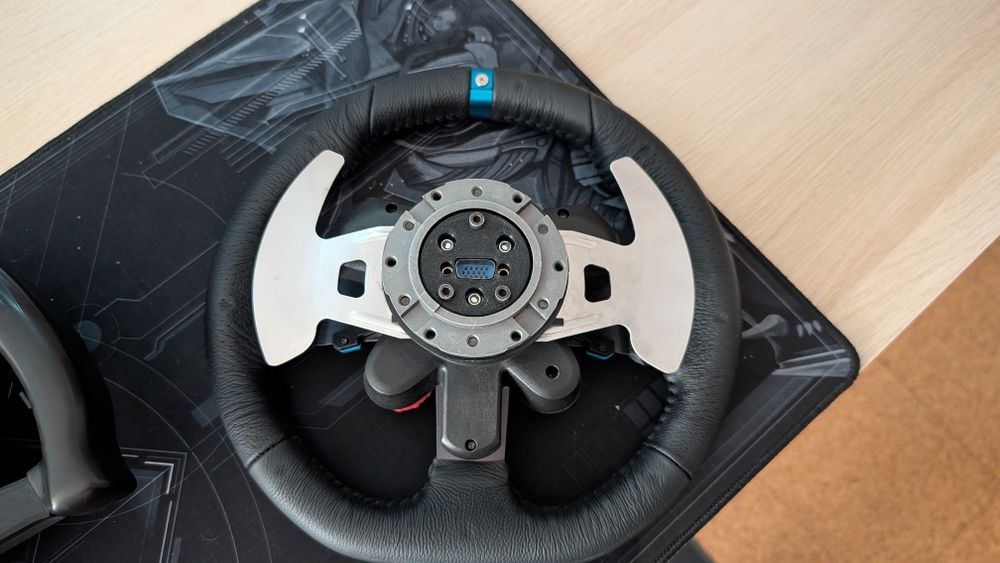 Logitech G29 (PlayStation) com mods MVH Studios