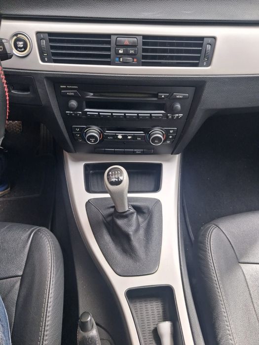 BMW 318d Touring 2.0 Diesel 143 cv | Nacional