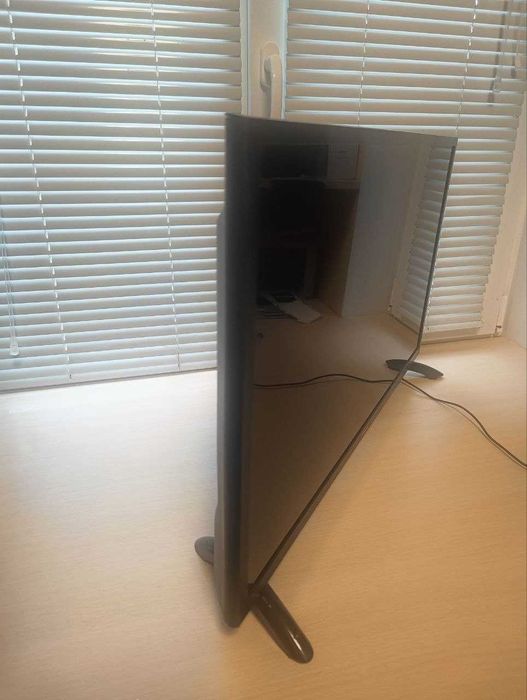 Телевизор-монитор  32" Samsung Full HD
