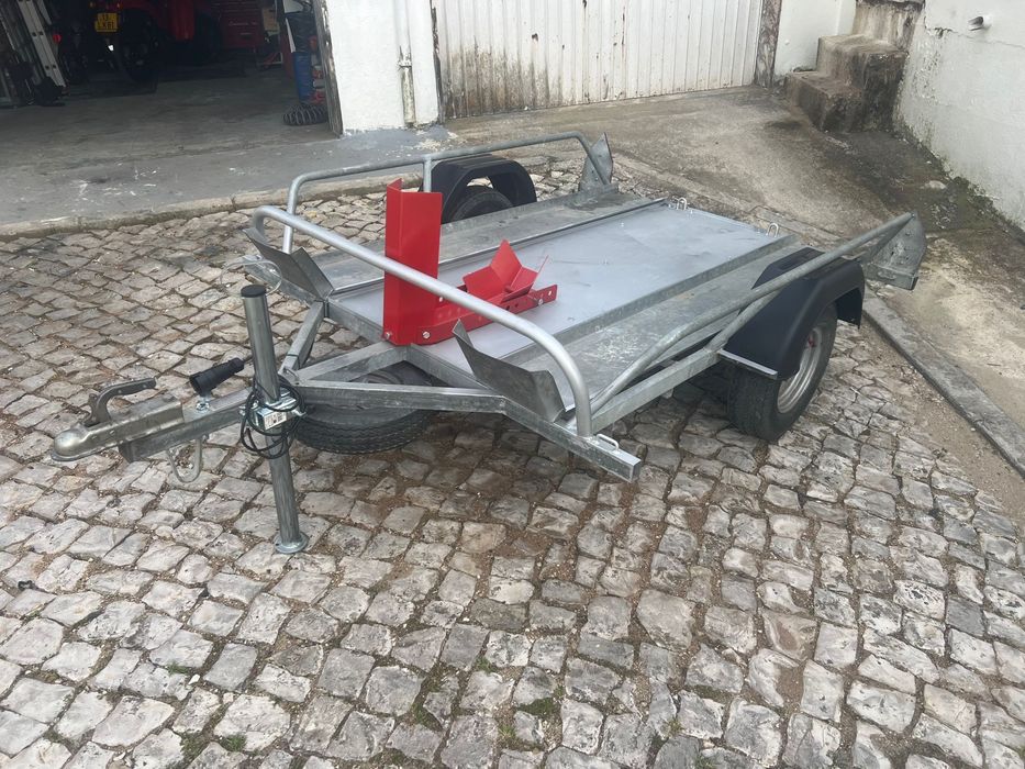 Atrelados  Reboques Motas