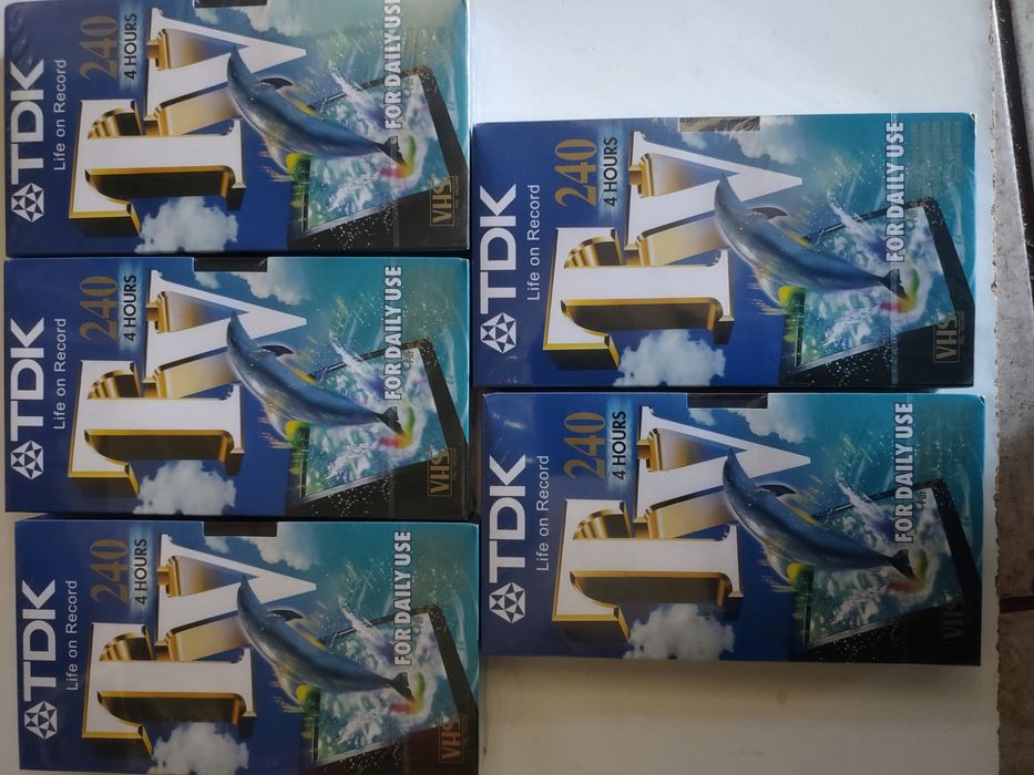 Kaseta kasety VHS TDK 240 Panasonic DVC 90 Mini DV