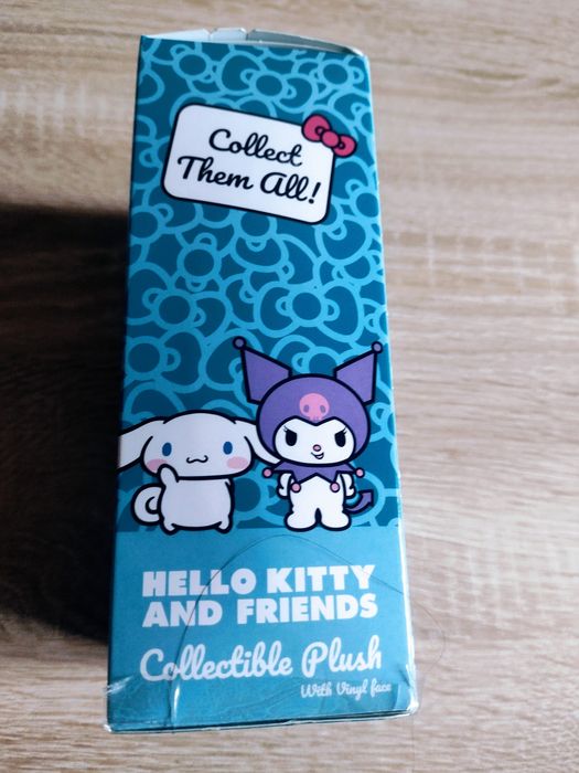 Pudełko z maskatką z bajki Hello kity