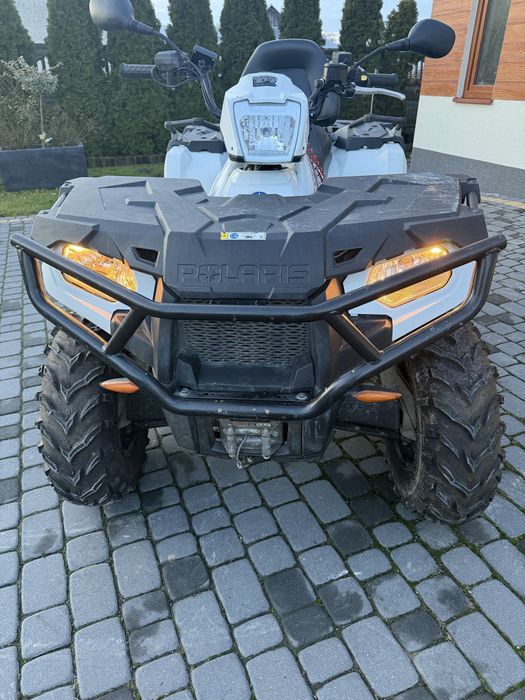 Quad polaris 570