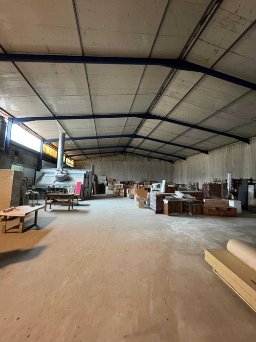 Arrendamento | Armazém 1000m² | Foz do Sousa – Gondomar