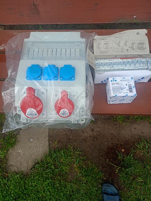 Bezpieczniki rożnicowka RB prowizorka budowlana budowlana