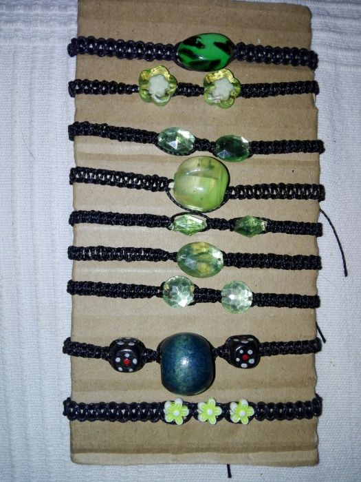 Pulseiras em Macramé