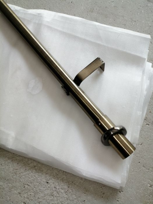 Varão para cortinas