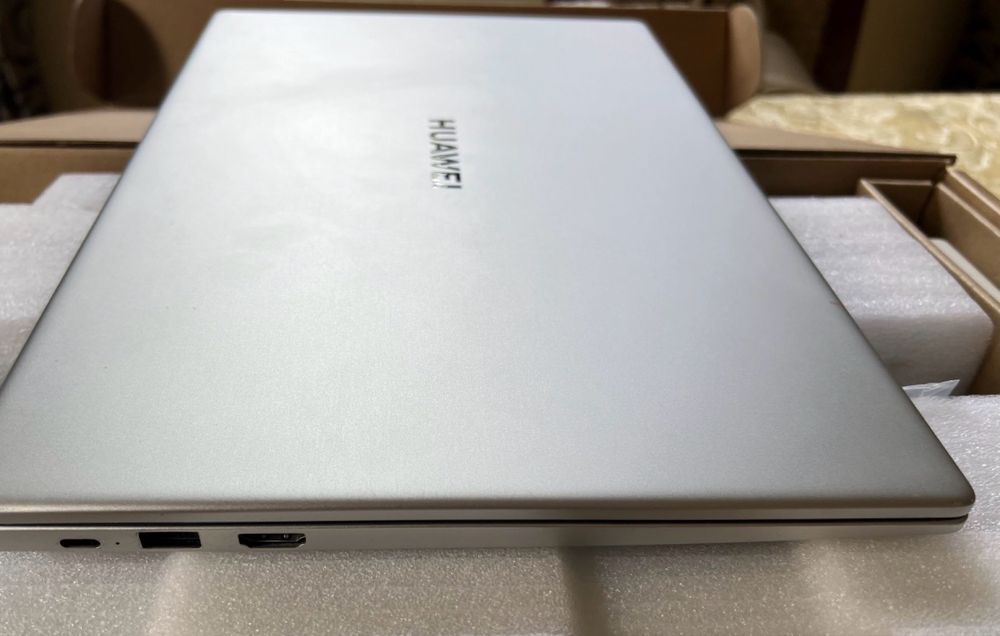 Huawei matebook d15, stan idealny, i5 512ssd, 2022r