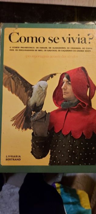 Como se Vivia? 300 Reportagens através dos séculos