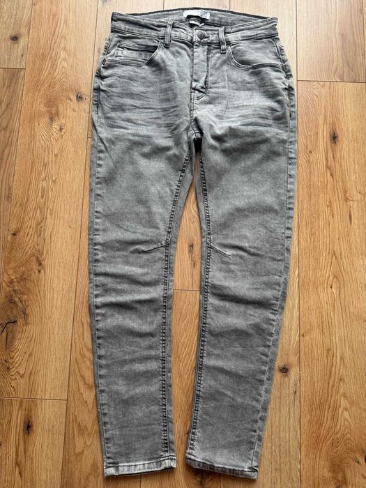 Spodnie męskie jeans skinny firmy HOUSE rozm. 30/30.