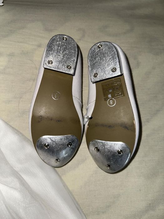 нарядное платье, туфли, колготки. 2-3 года, 24-36 мес