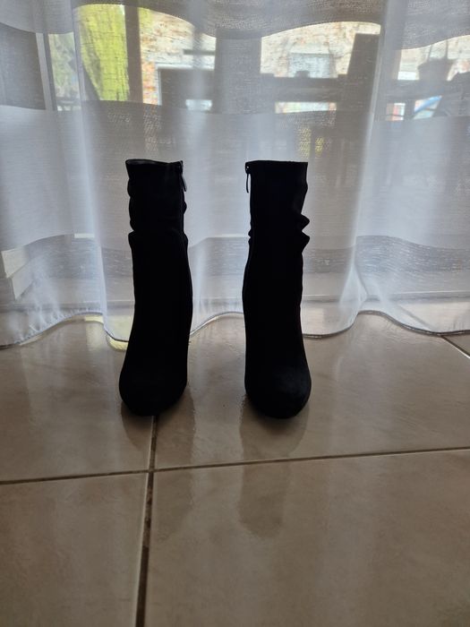 Kozaki, botki ocieplane zamszowe r. 36