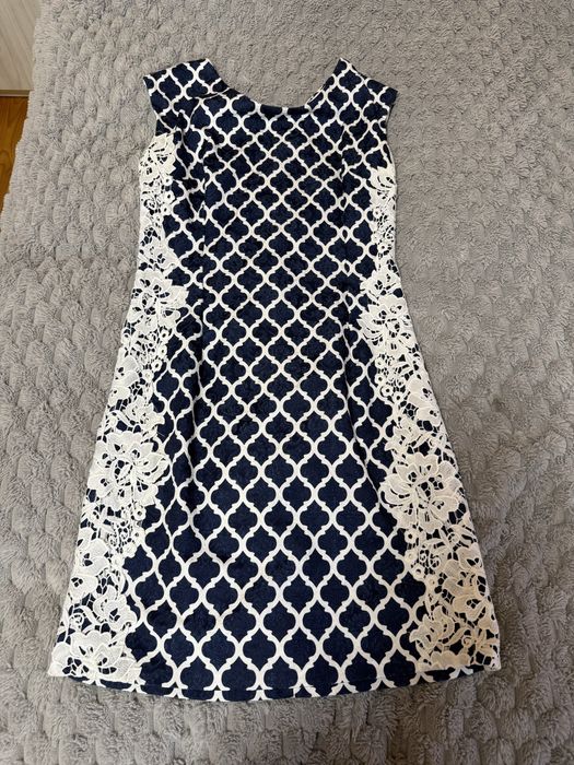 Продається сукня