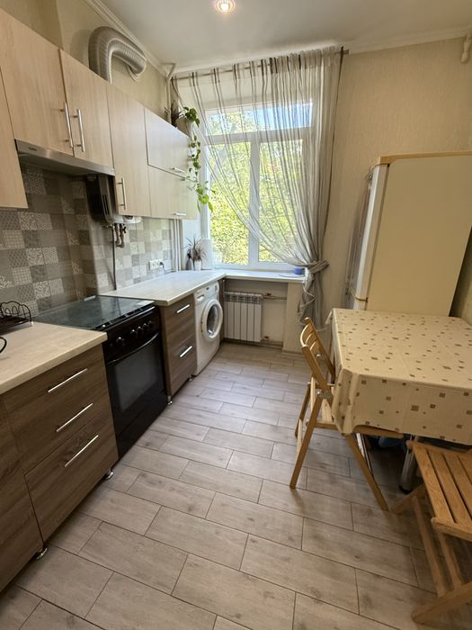 Продам гарну 2-кімнатну квартиру на вул.Декабристів_повний капітальний ремонт!_сертифікат/ваучер+