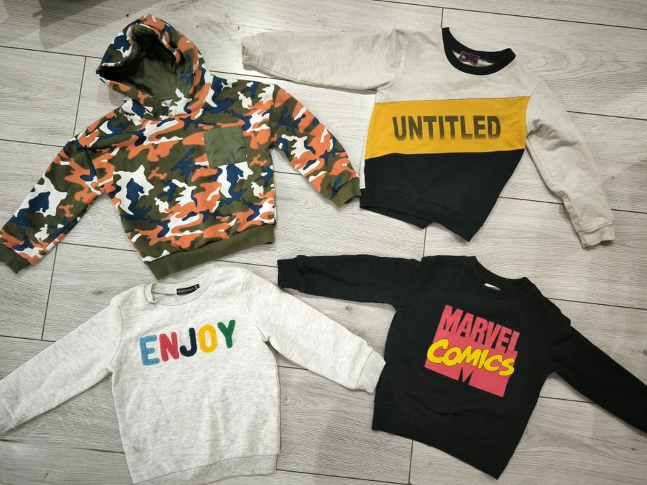 Cztery bluzy 98 Marvel bluza