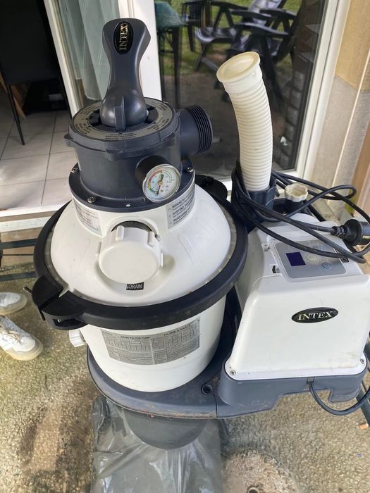 Piscina de 4,50 de comprimento e 2,50