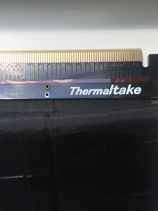 Райзер стрічка Thermaltake PCI-E 3.0 x16 200 мм Black
