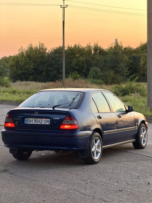 Продається Honda Civic 1.4 в непоганому стані