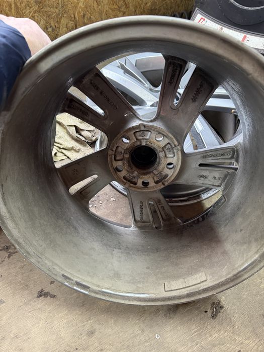 Диски R17 5*112 ET51 7.5J