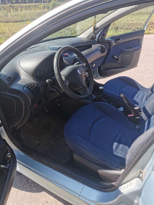 Peugeot 206 1.1 2005r. Benzyna – Gotowy do jazdy