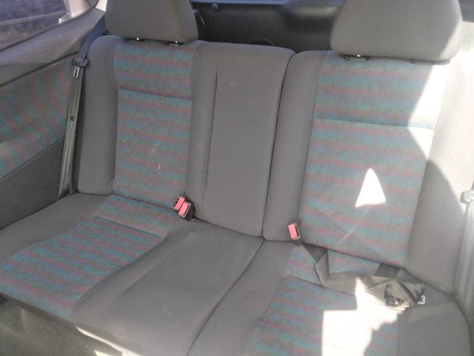 PARA PEÇAS Volkswagen Polo Mk3 1.0 a Gasolina de 1995 com boa Mecânica