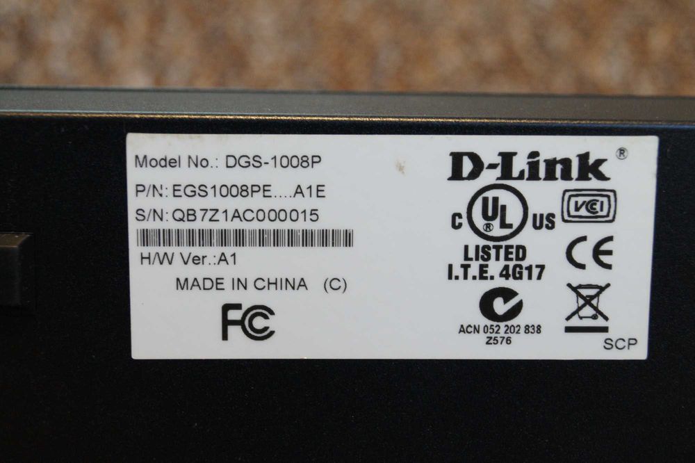 D-Link DGS-1008P switch niezarządzalny PoE