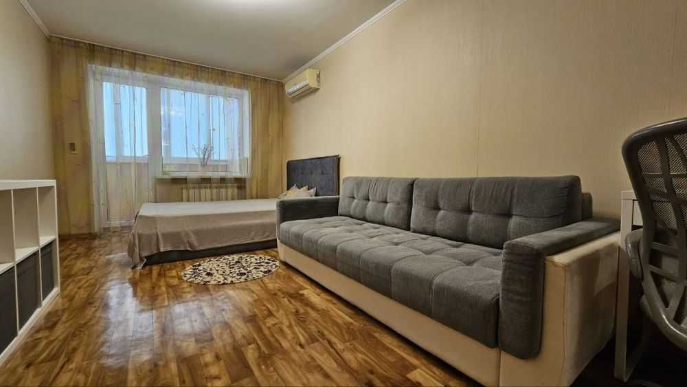 Здаю власну квартиру на Оболоні в довгострокову оренду.