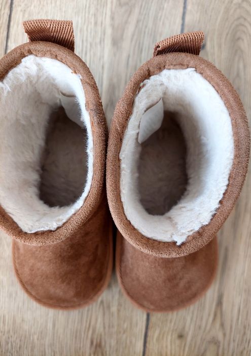 Уггі дитячі від H&M,розмір 24/25