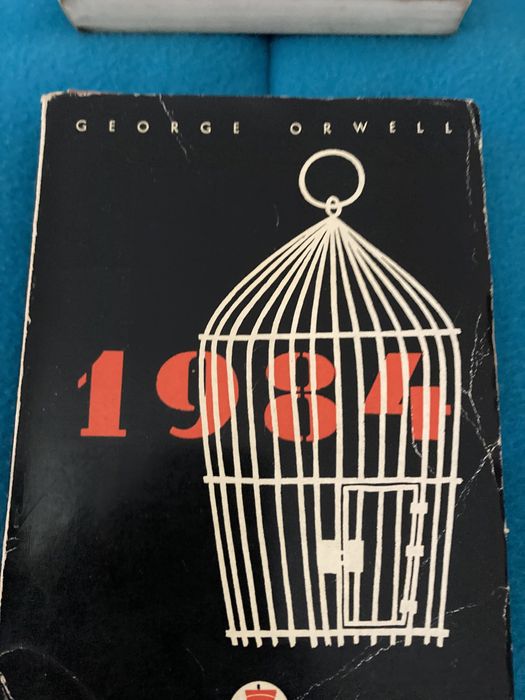 Livros antigos a bom preço