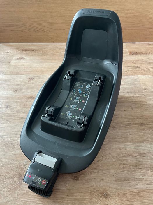 Baza izofix 2way + fotelik Maxi cosi od 0 do 12kg