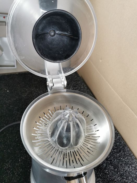 Aluminiowa wyciskarka do cytrusów Princess