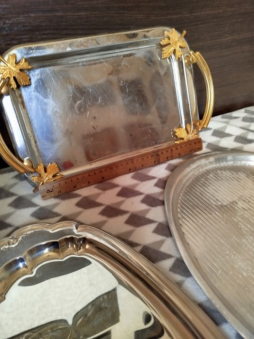 Продам Большие Винтажные подносы Цена за все
